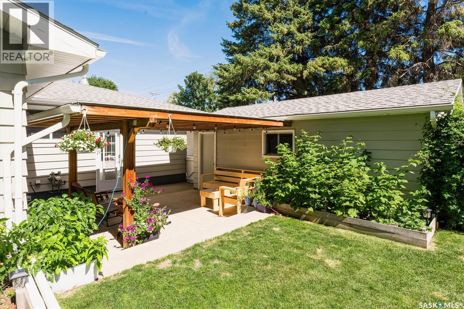 2722 Jarvis Drive, Saskatoon, Saskatchewan  S7J 2V3 - Photo 44 - SK030784