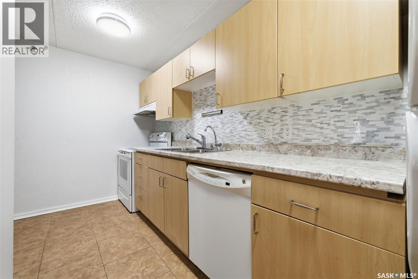 109 4045 Rae Street, Regina, Saskatchewan  S4S 6Y8 - Photo 9 - SK030654