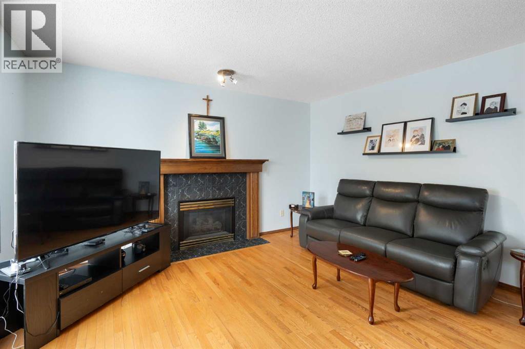 80 Chaparral Road SE, Calgary, Alberta  T2X 3J8 - Photo 13 - A2293332