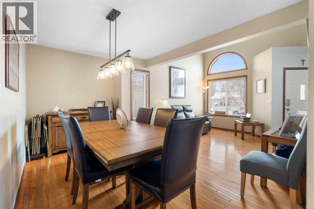 80 Chaparral Road SE, Calgary, Alberta  T2X 3J8 - Photo 9 - A2293332