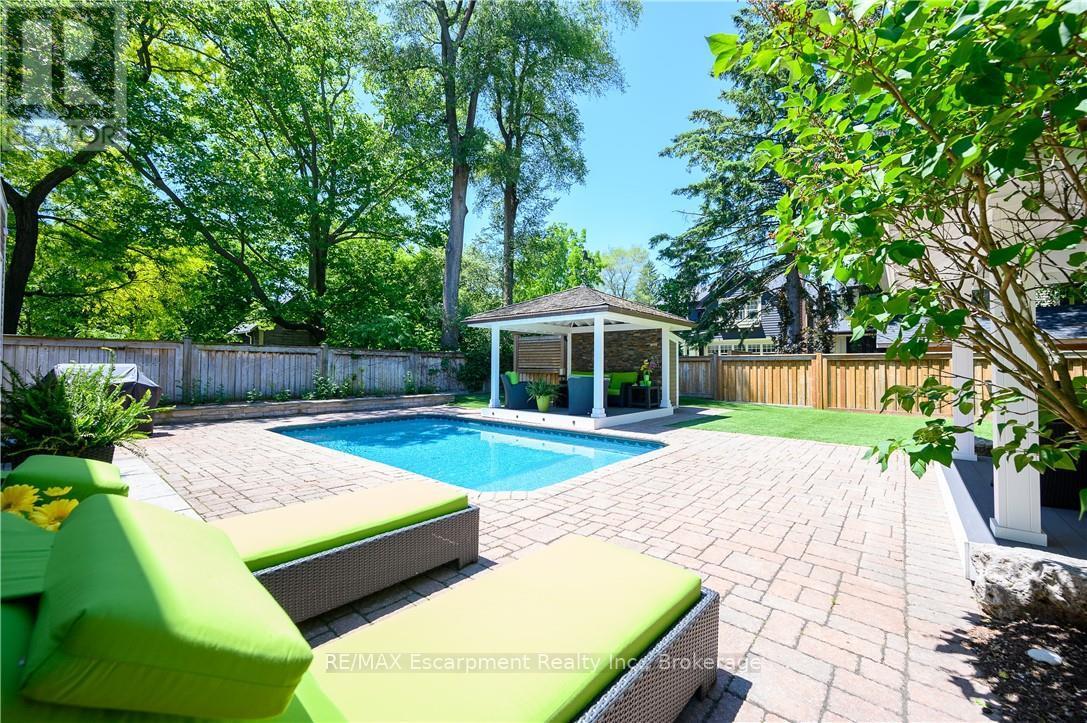 287 Macdonald Road, Oakville, Ontario  L6J 2A6 - Photo 2 - W12815652