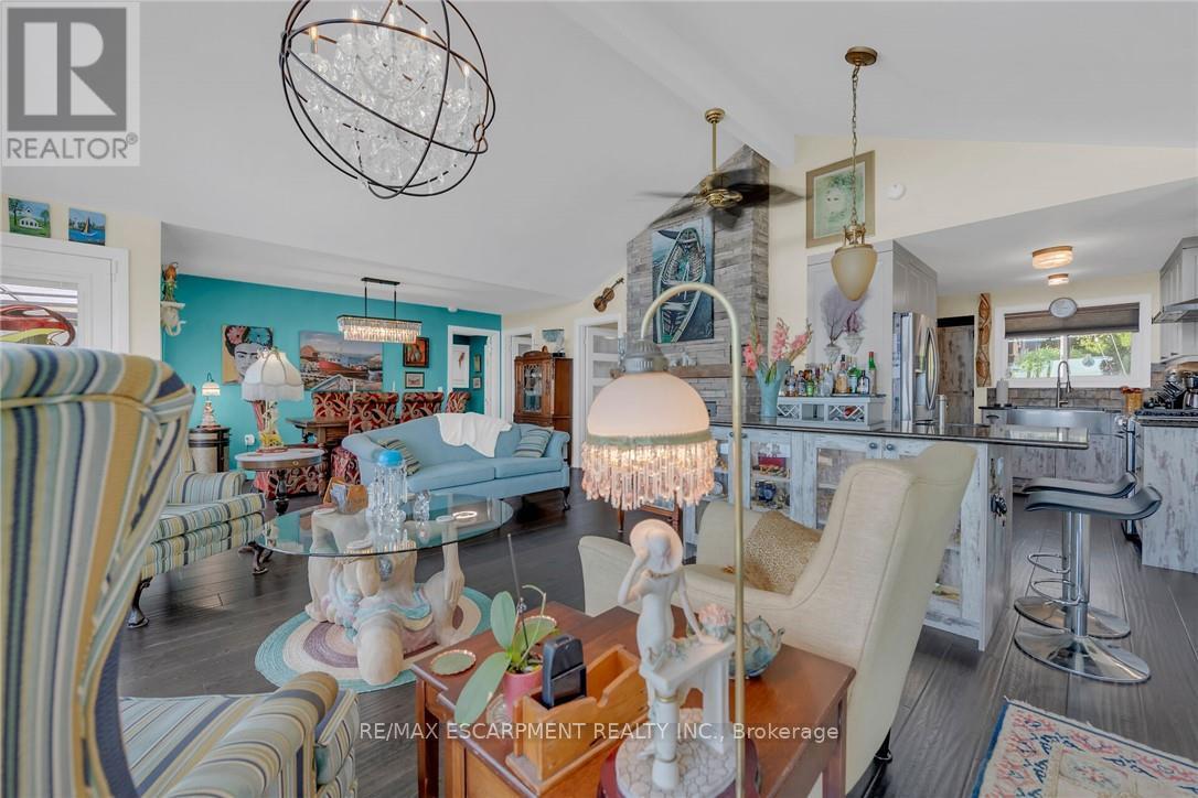 2023 Maple Boulevard, Norfolk, Ontario  N0A 1N2 - Photo 11 - X12899232