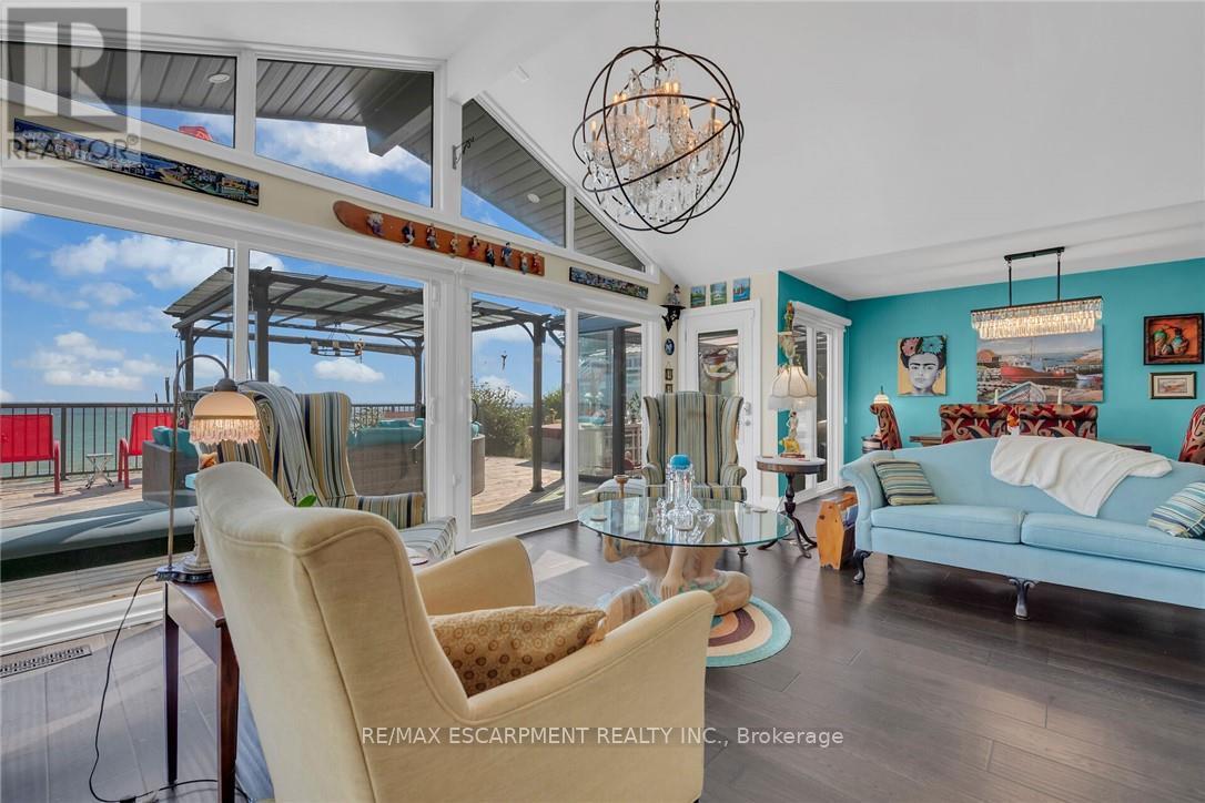 2023 Maple Boulevard, Norfolk, Ontario  N0A 1N2 - Photo 8 - X12899232