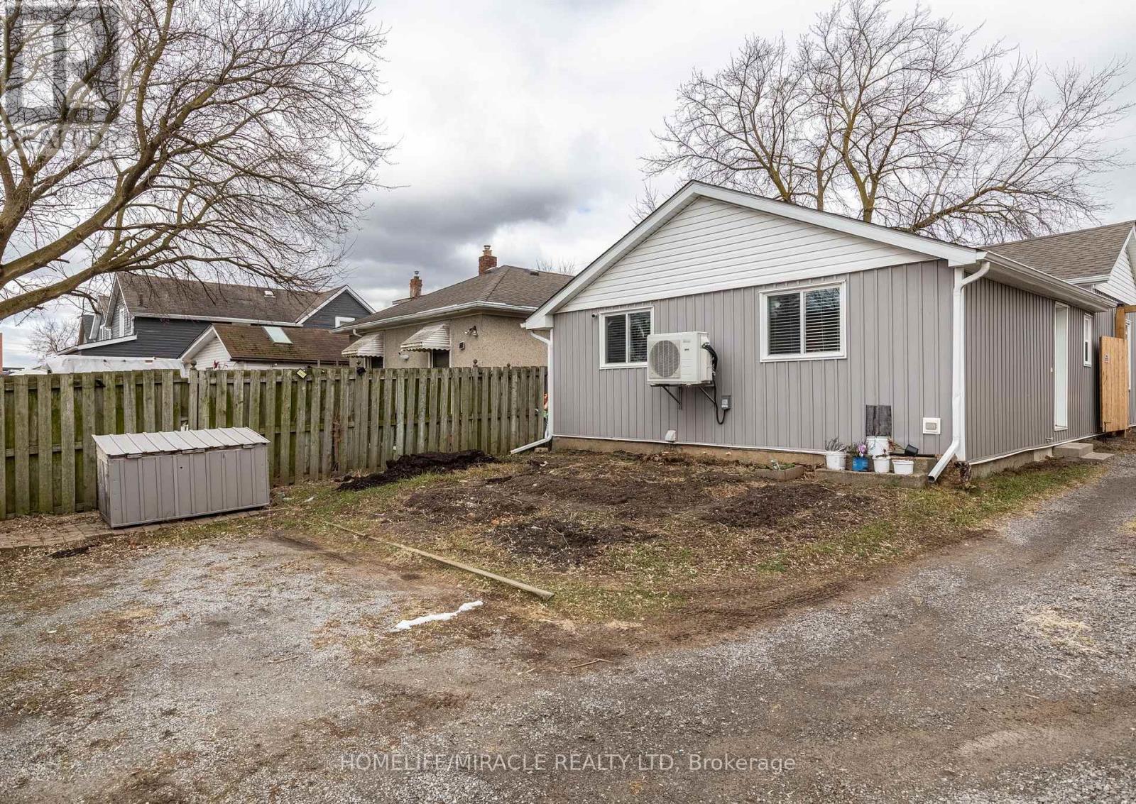 36 Division Street, St. Catharines, Ontario  L2R 3G2 - Photo 17 - X12899238