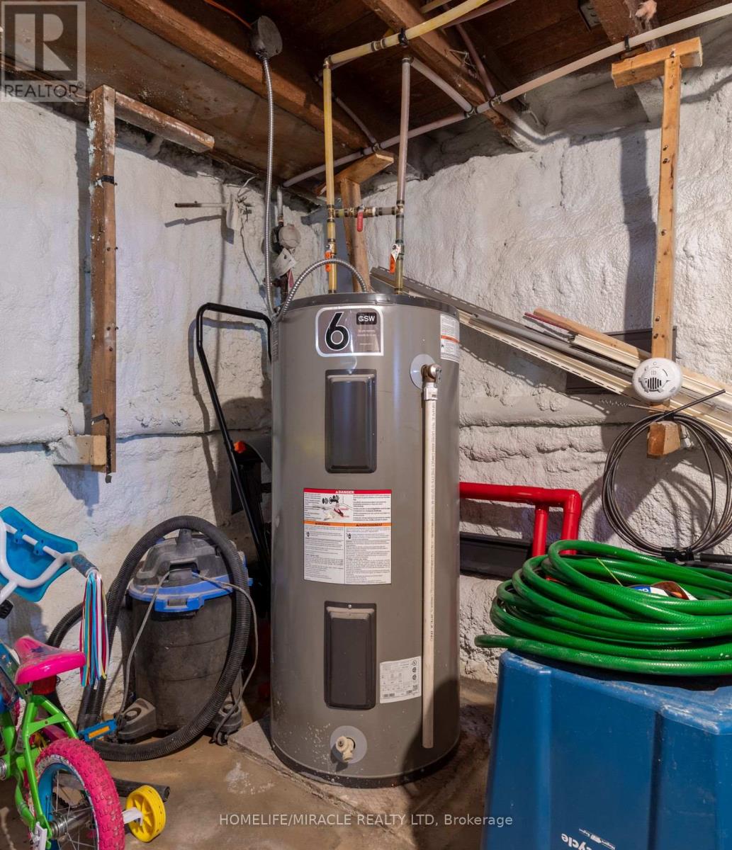 36 Division Street, St. Catharines, Ontario  L2R 3G2 - Photo 20 - X12899238