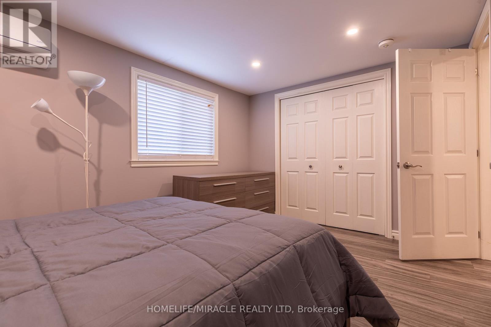 36 Division Street, St. Catharines, Ontario  L2R 3G2 - Photo 8 - X12899238