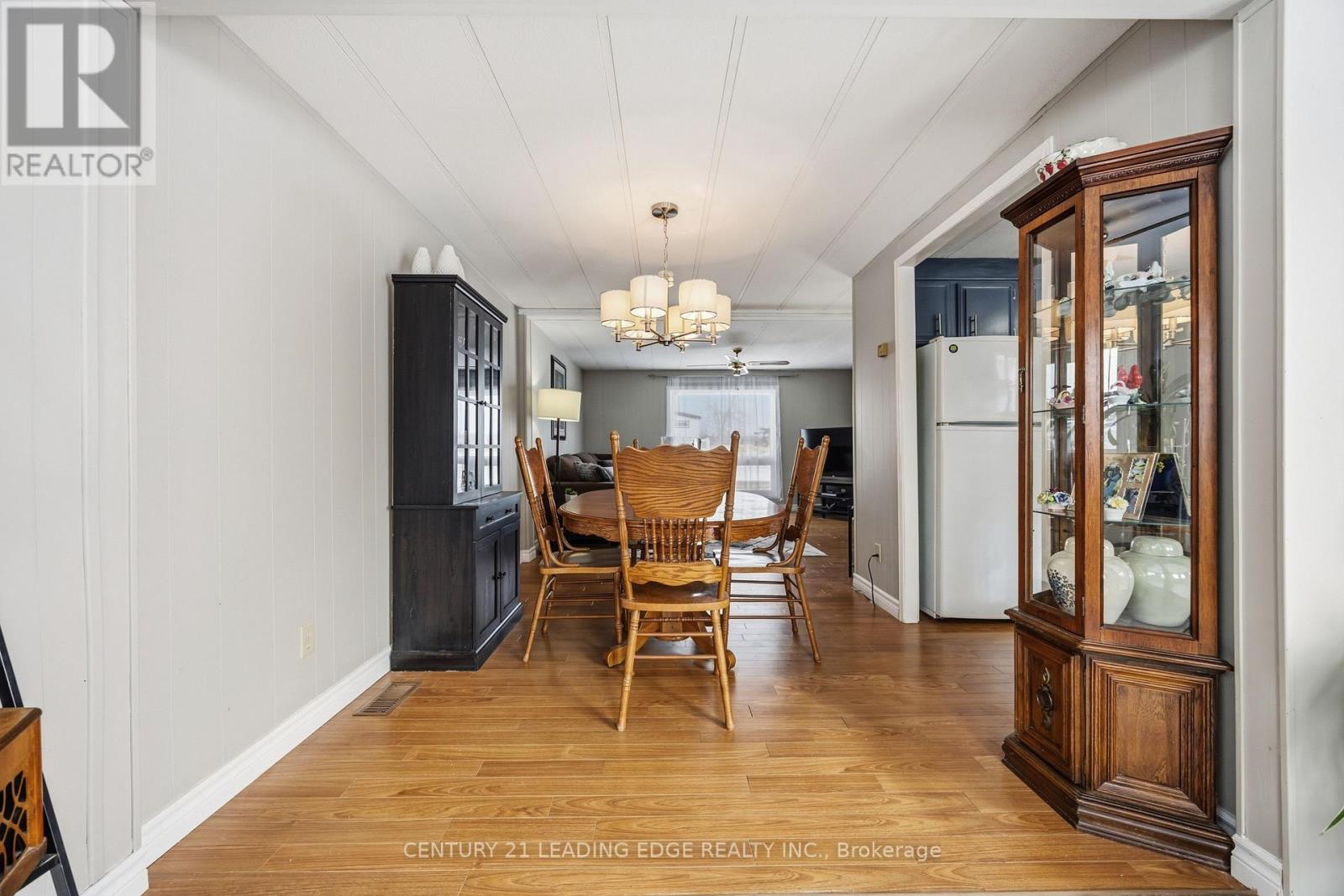 33 Vista Drive, Kawartha Lakes (Fenelon), Ontario  K9V 0H7 - Photo 13 - X12899244