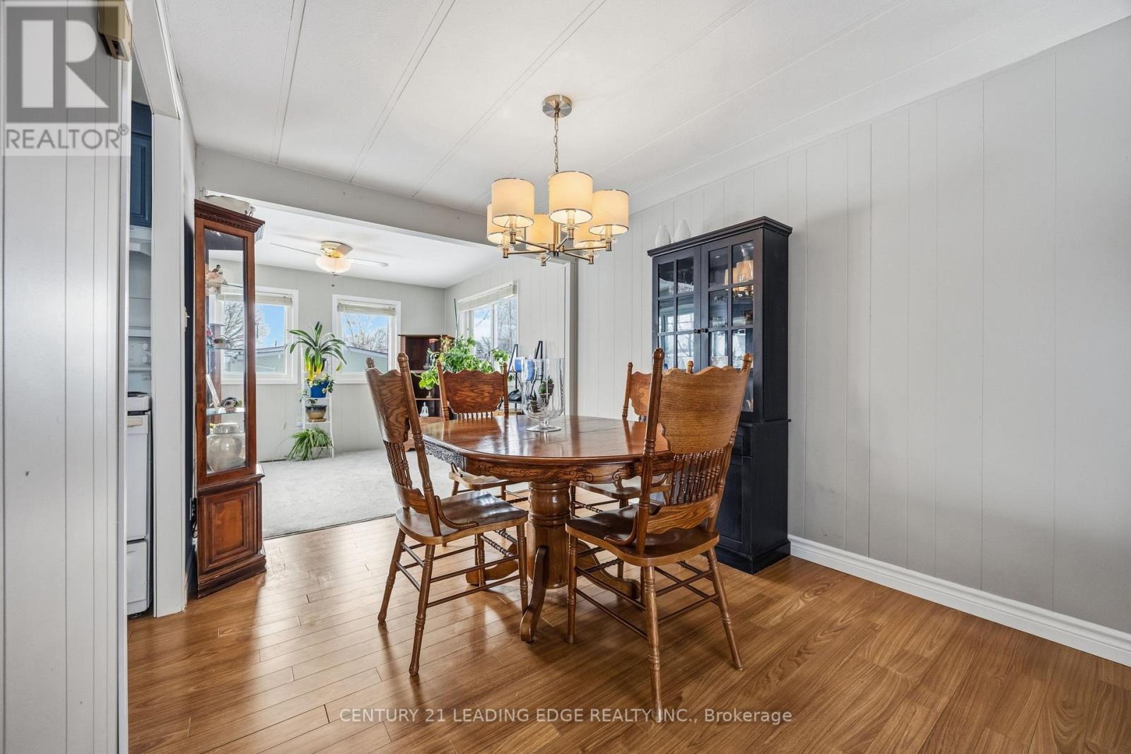 33 Vista Drive, Kawartha Lakes (Fenelon), Ontario  K9V 0H7 - Photo 15 - X12899244