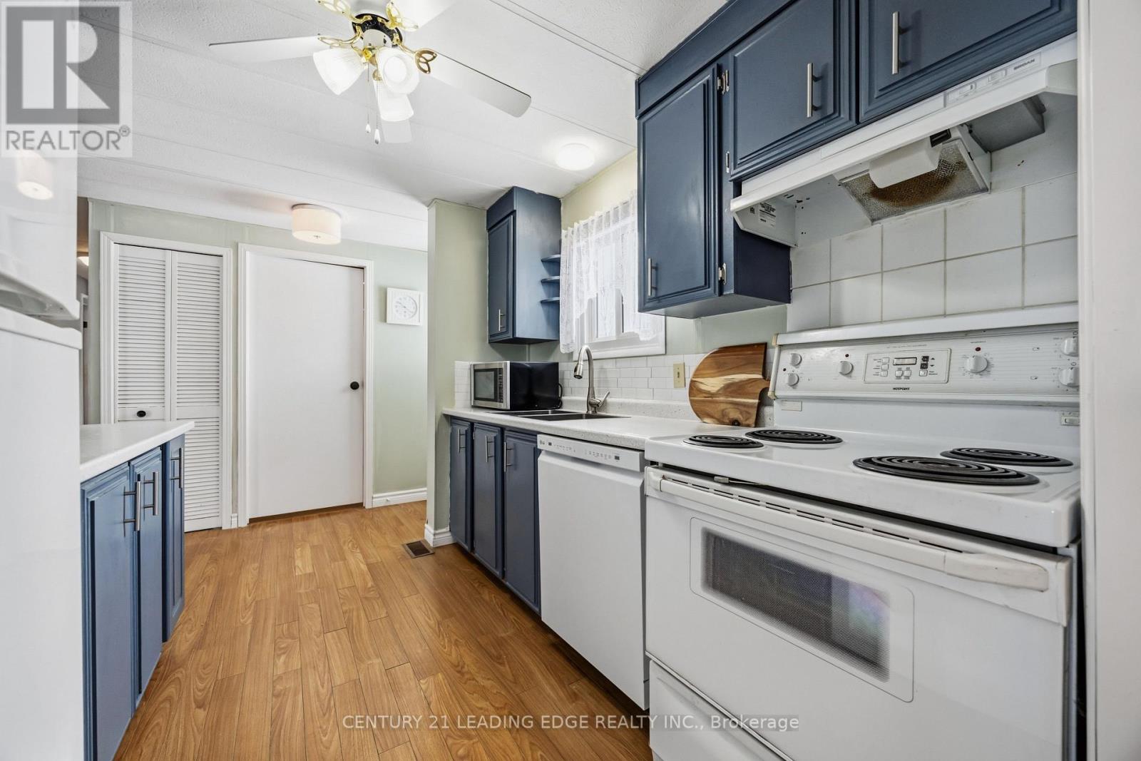 33 Vista Drive, Kawartha Lakes (Fenelon), Ontario  K9V 0H7 - Photo 22 - X12899244