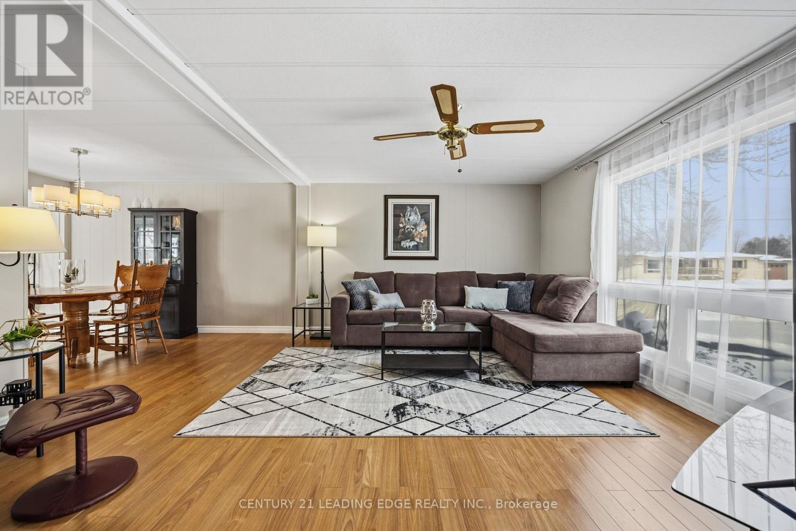 33 Vista Drive, Kawartha Lakes (Fenelon), Ontario  K9V 0H7 - Photo 5 - X12899244