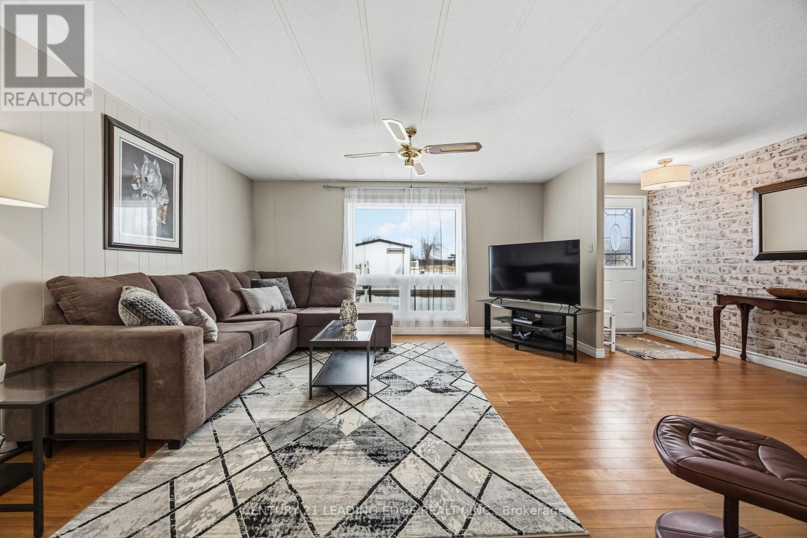 33 Vista Drive, Kawartha Lakes (Fenelon), Ontario  K9V 0H7 - Photo 8 - X12899244