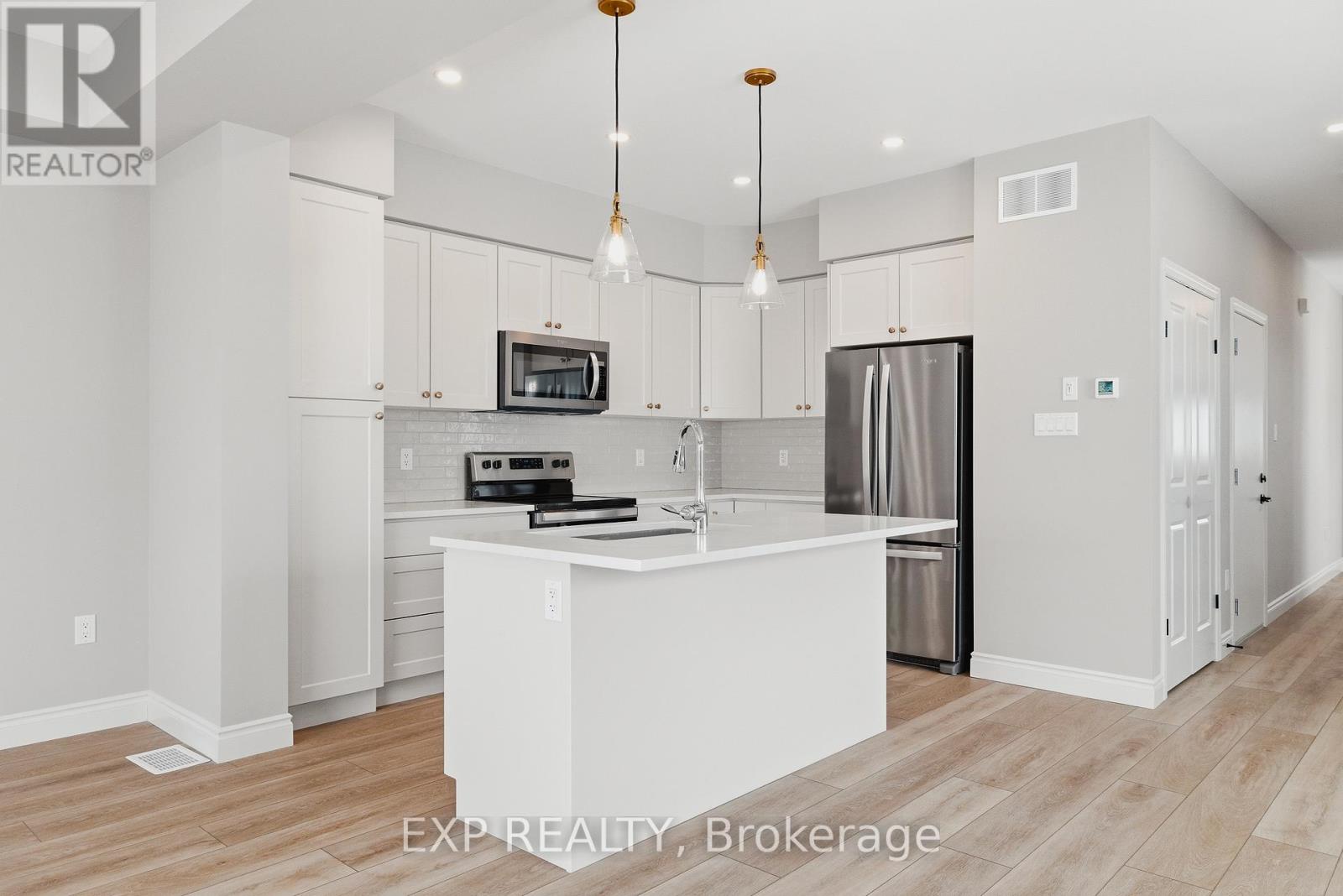 59 Hedley Lane, Centre Wellington, Ontario  N0B 1S0 - Photo 14 - X12899260