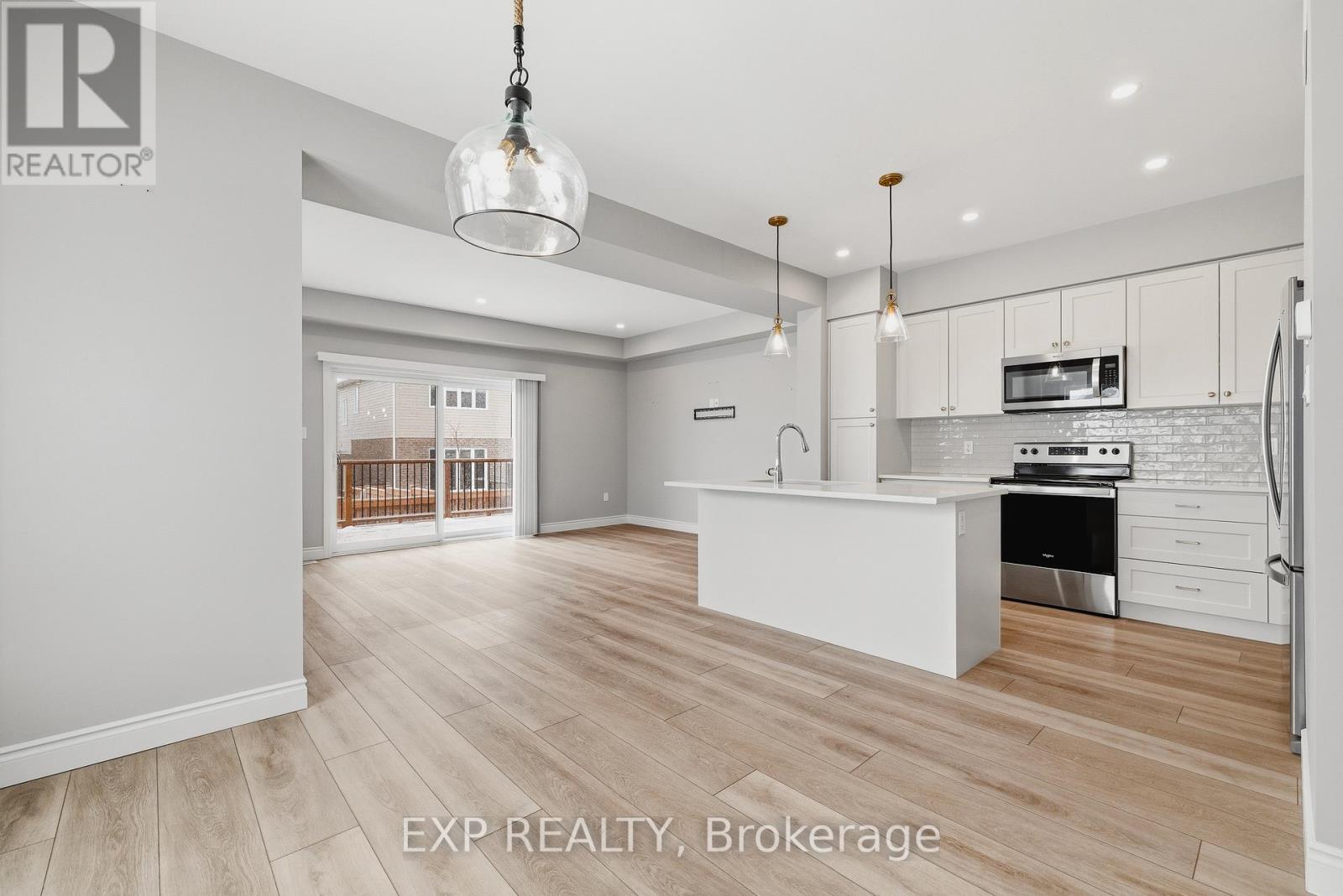 59 Hedley Lane, Centre Wellington, Ontario  N0B 1S0 - Photo 8 - X12899260