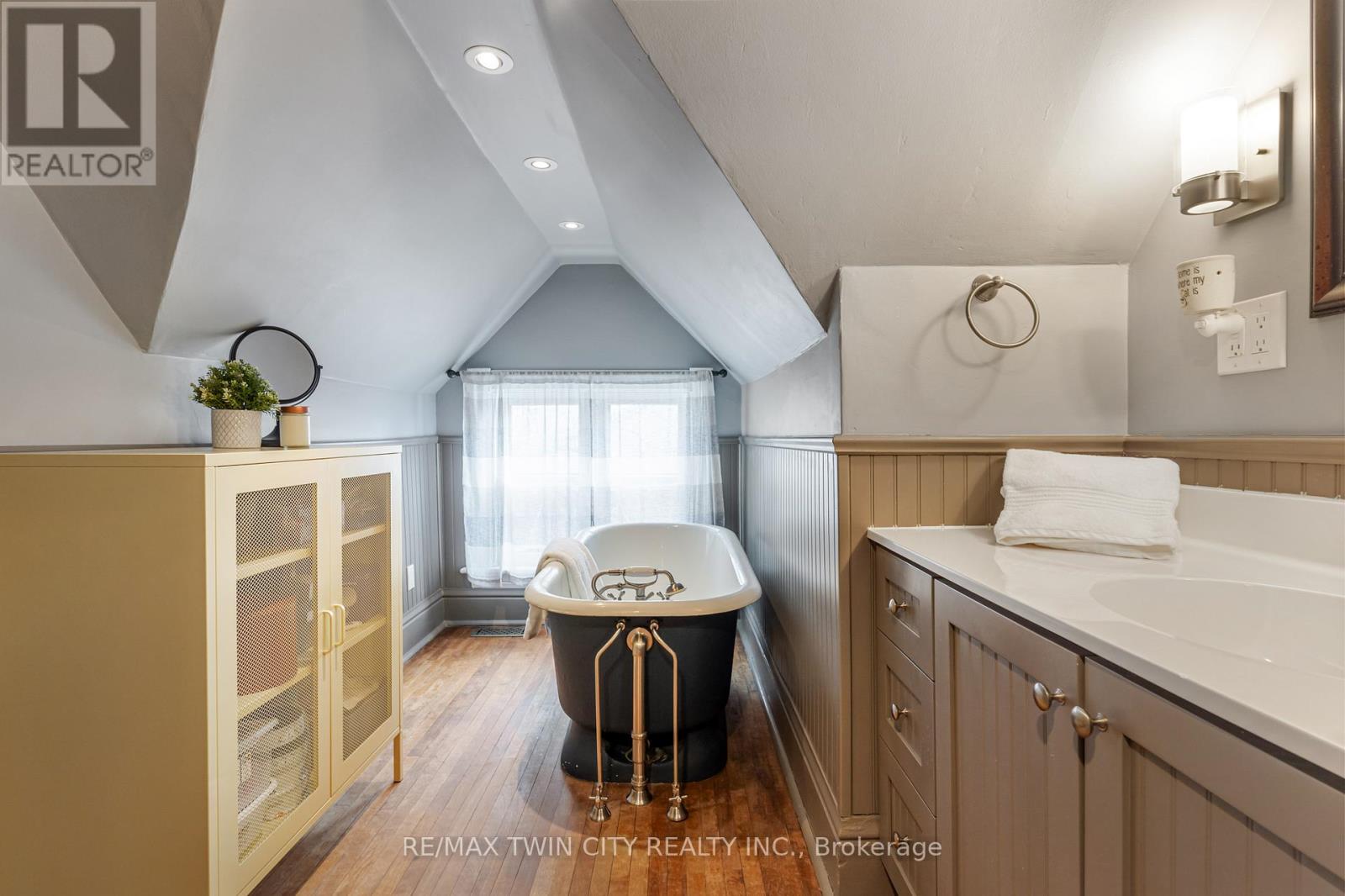 338 Laurel Street, Cambridge, Ontario  N3H 3Y8 - Photo 21 - X12899274