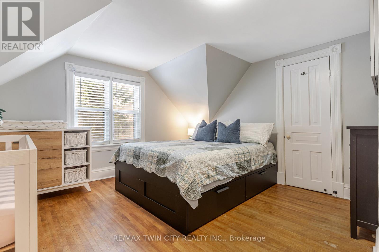 338 Laurel Street, Cambridge, Ontario  N3H 3Y8 - Photo 25 - X12899274