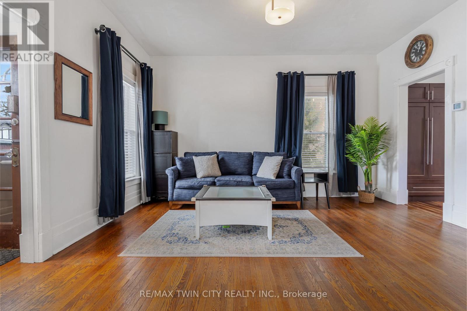 338 Laurel Street, Cambridge, Ontario  N3H 3Y8 - Photo 7 - X12899274