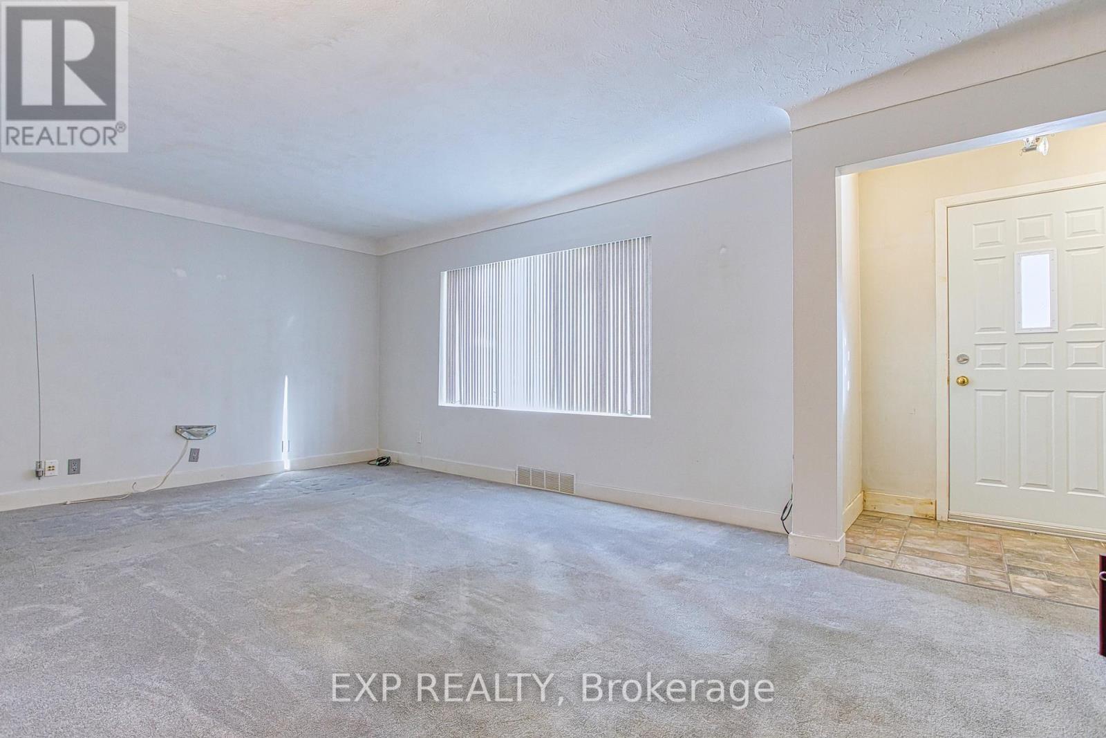 18 Bonavem Drive, St. Catharines, Ontario  L2N 1X8 - Photo 6 - X12899292