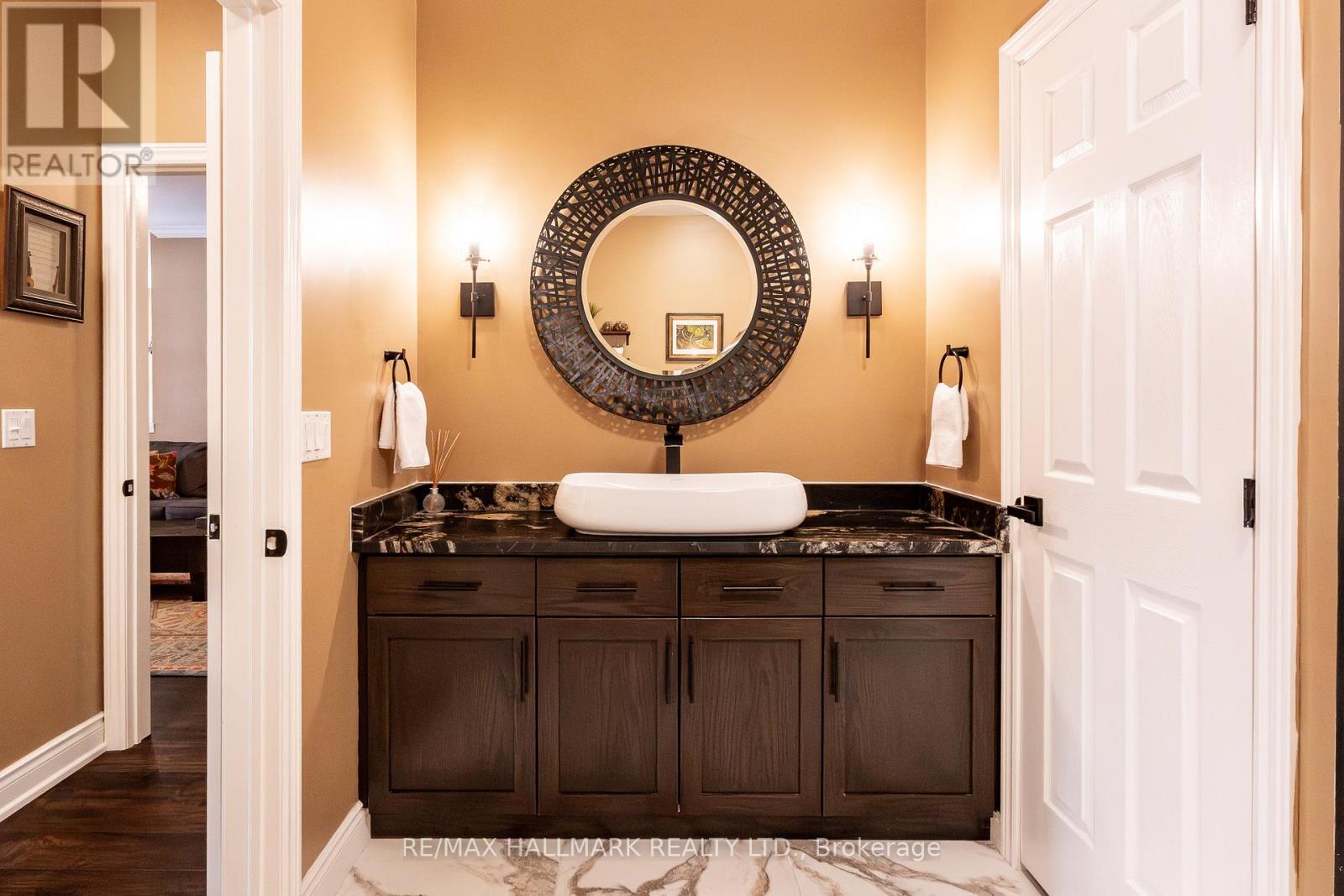 12 Fairway Lane, Guelph, Ontario  N1E 7A9 - Photo 25 - X12899318