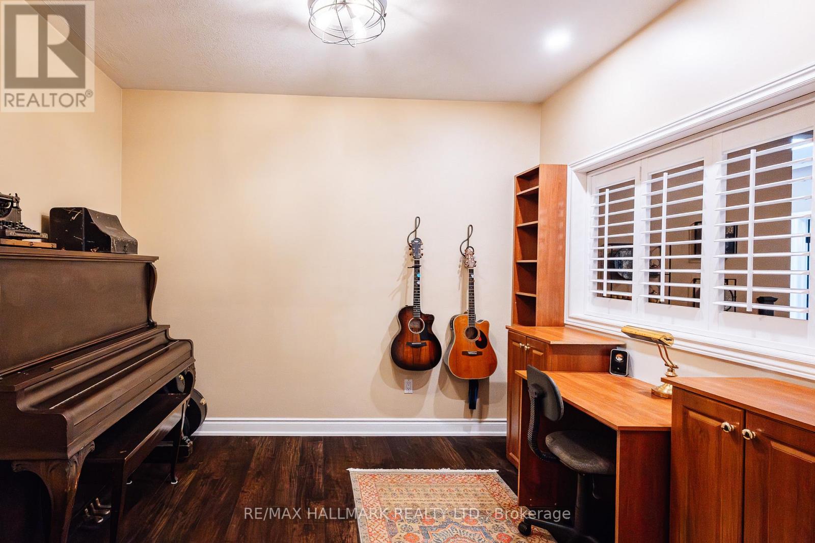 12 Fairway Lane, Guelph, Ontario  N1E 7A9 - Photo 33 - X12899318