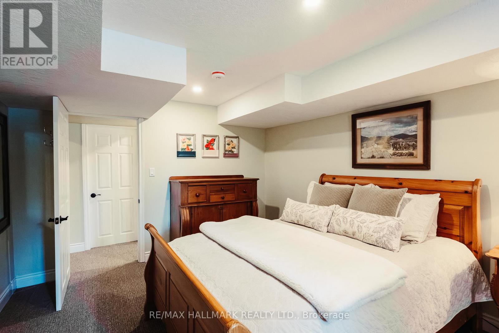 12 Fairway Lane, Guelph, Ontario  N1E 7A9 - Photo 41 - X12899318