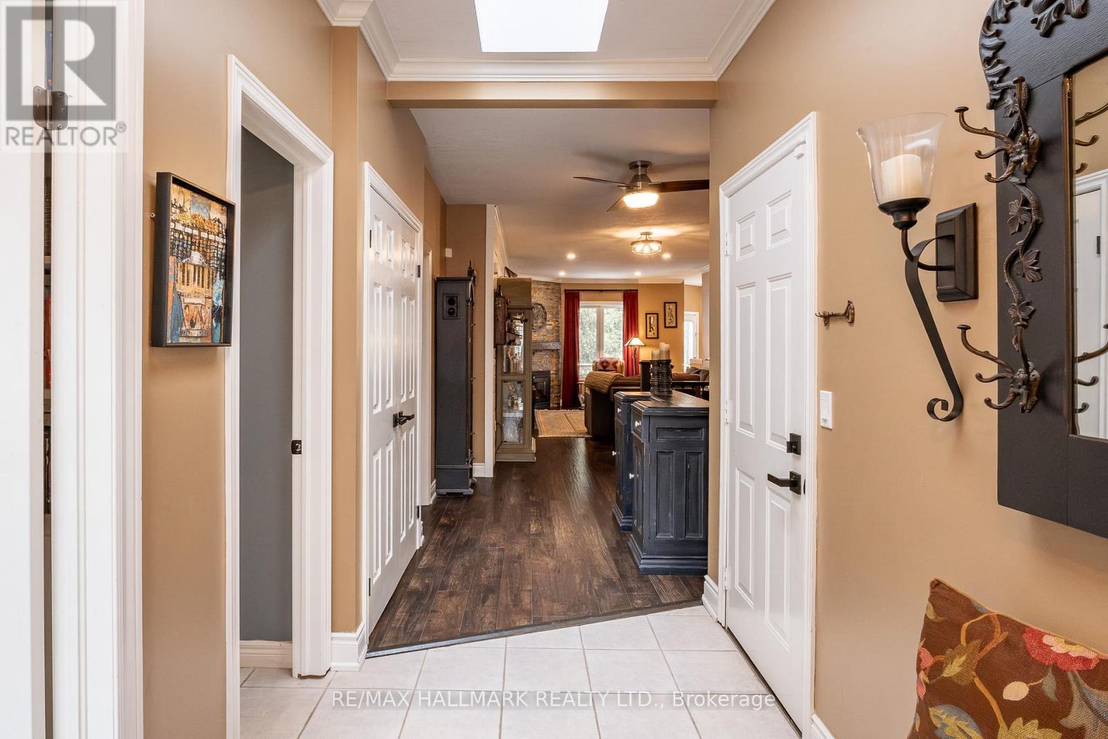 12 Fairway Lane, Guelph, Ontario  N1E 7A9 - Photo 6 - X12899318