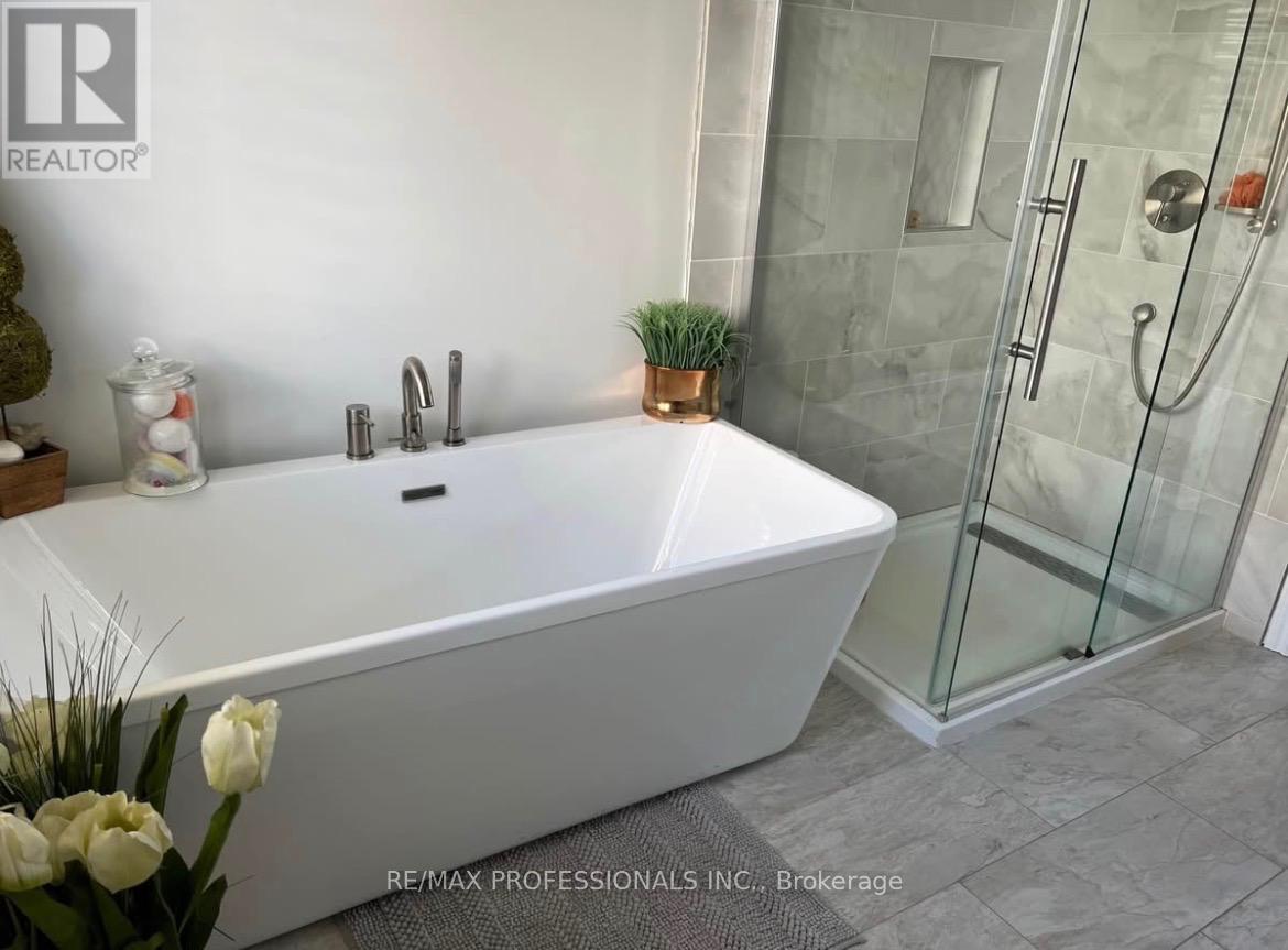 54 Nicholas Drive, St. Catharines, Ontario  L2S 4C6 - Photo 14 - X12899352