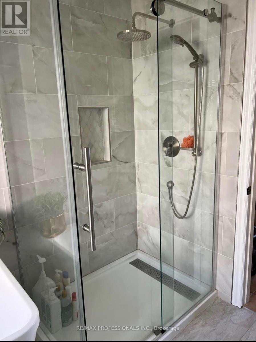 54 Nicholas Drive, St. Catharines, Ontario  L2S 4C6 - Photo 15 - X12899352