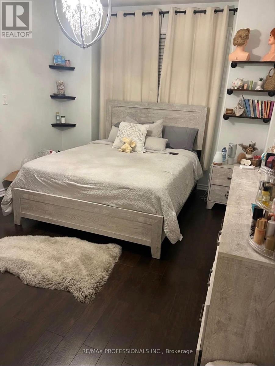 54 Nicholas Drive, St. Catharines, Ontario  L2S 4C6 - Photo 18 - X12899352