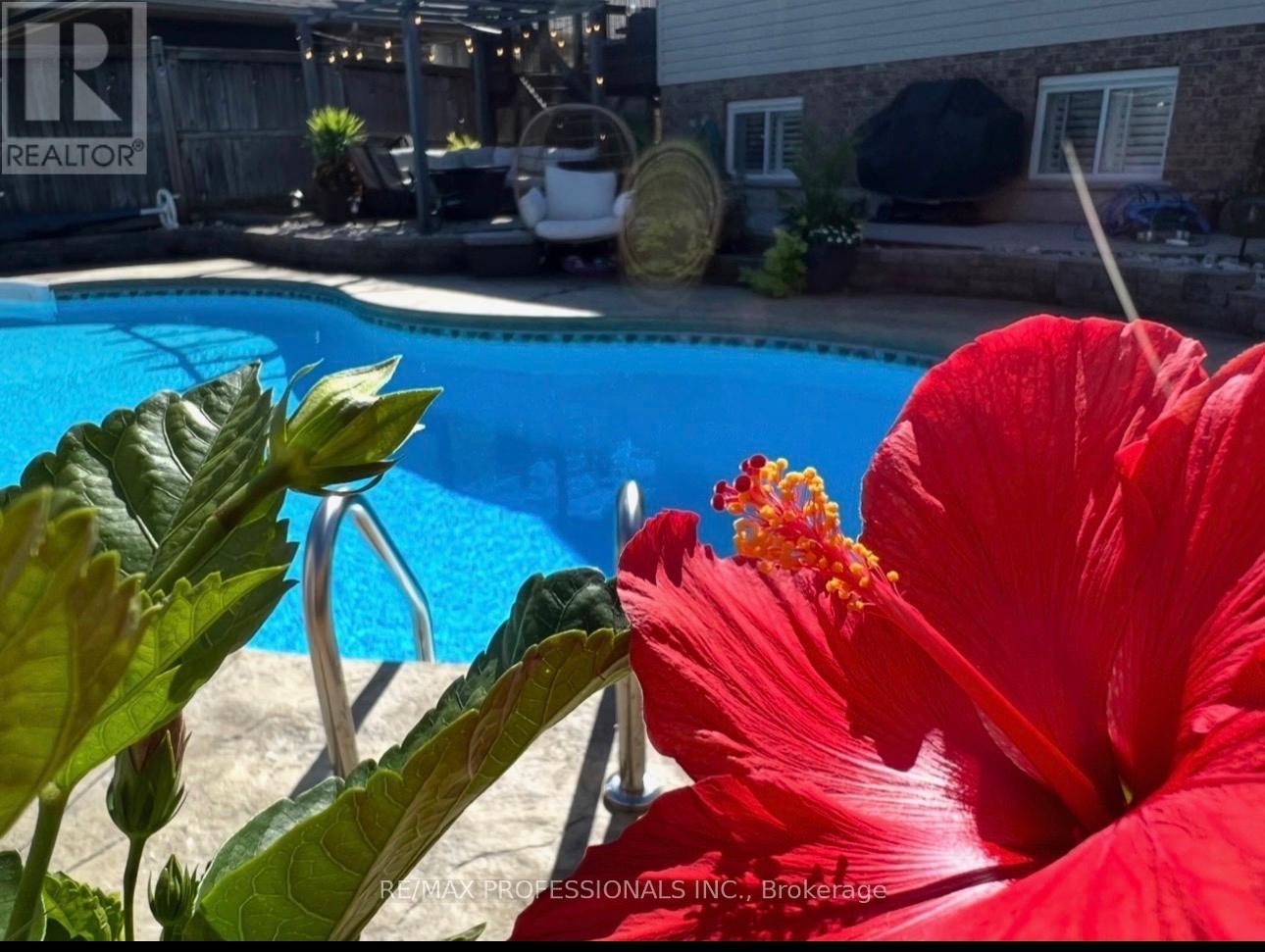 54 Nicholas Drive, St. Catharines, Ontario  L2S 4C6 - Photo 21 - X12899352