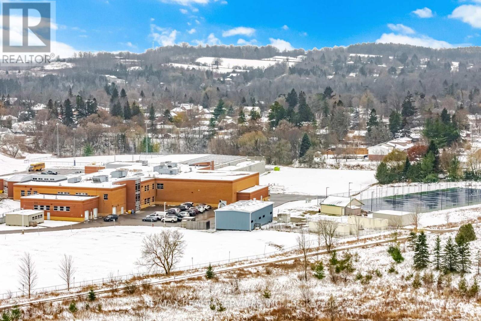 10 Conboy Drive, Erin, Ontario  N0B 1T0 - Photo 48 - X12899356