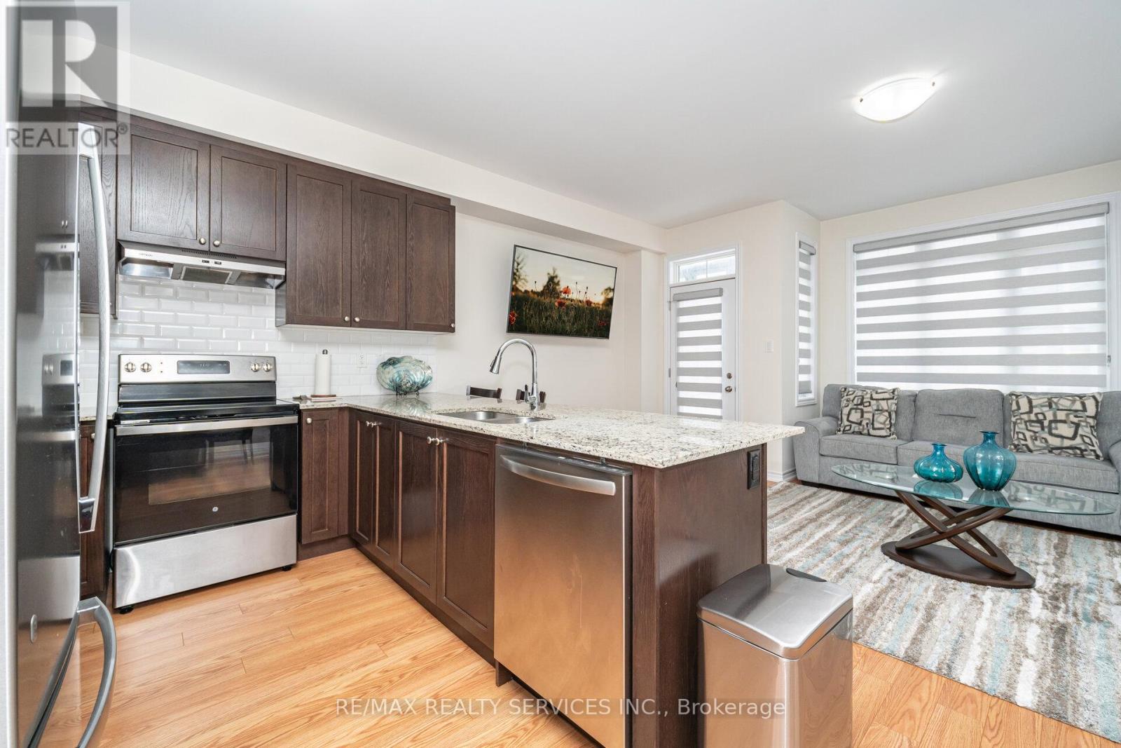 10 Conboy Drive, Erin, Ontario  N0B 1T0 - Photo 9 - X12899356