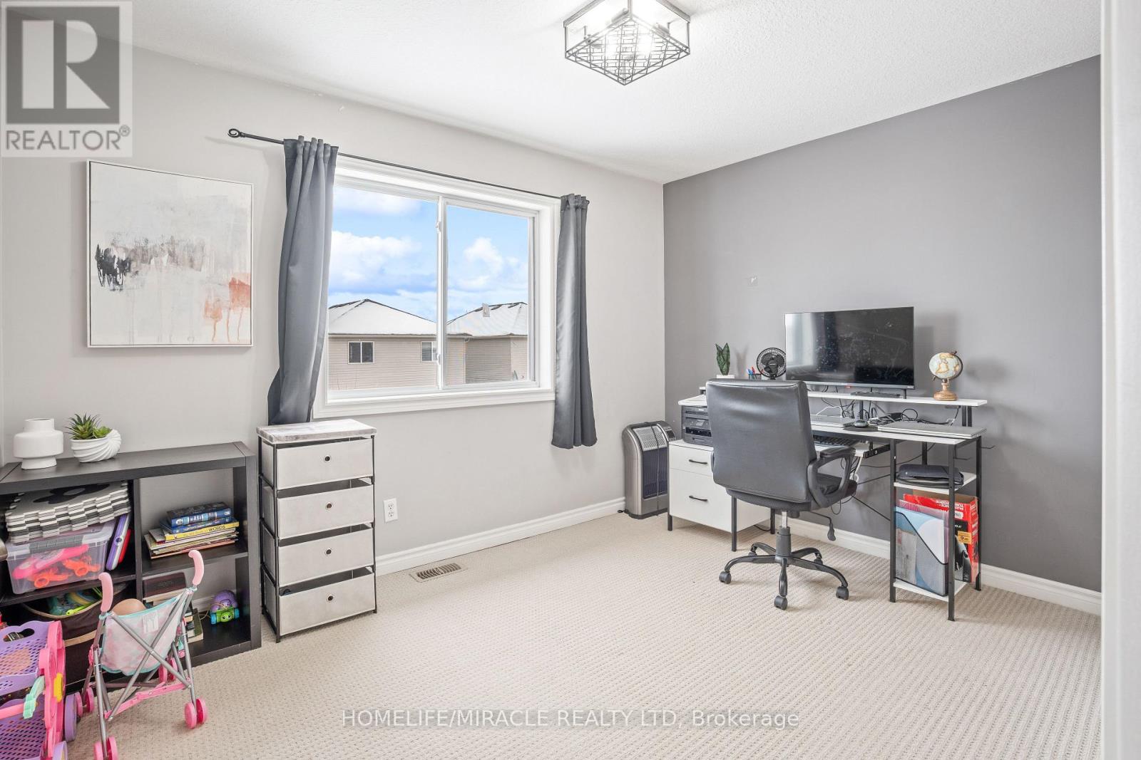 589 Sales Drive, Woodstock, Ontario  N4S 0A1 - Photo 14 - X12899416