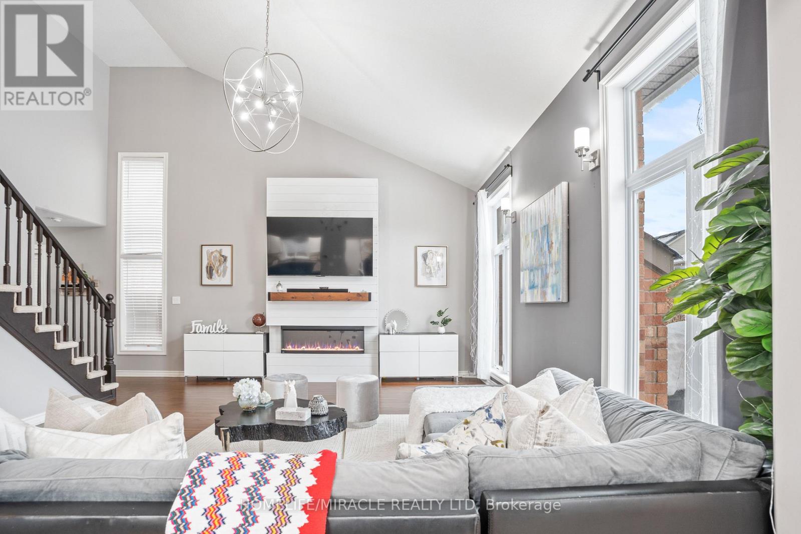 589 Sales Drive, Woodstock, Ontario  N4S 0A1 - Photo 27 - X12899416