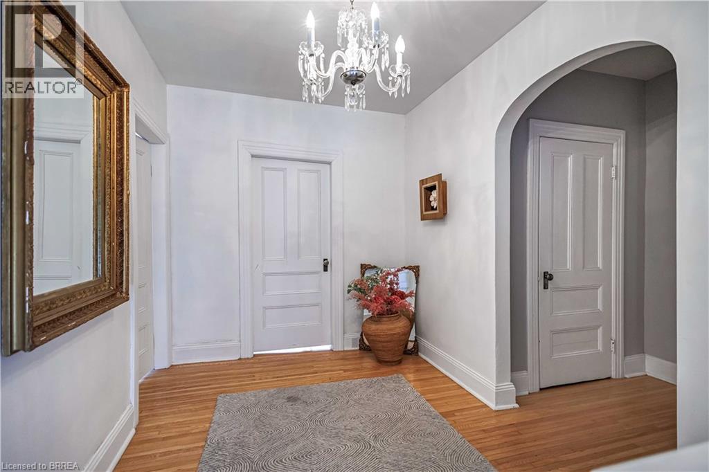 58 Lorne Crescent, Brantford, Ontario  N3T 4L7 - Photo 18 - 40812998