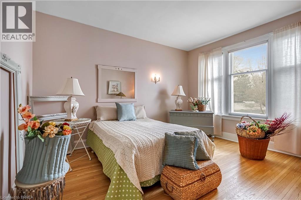 58 Lorne Crescent, Brantford, Ontario  N3T 4L7 - Photo 24 - 40812998