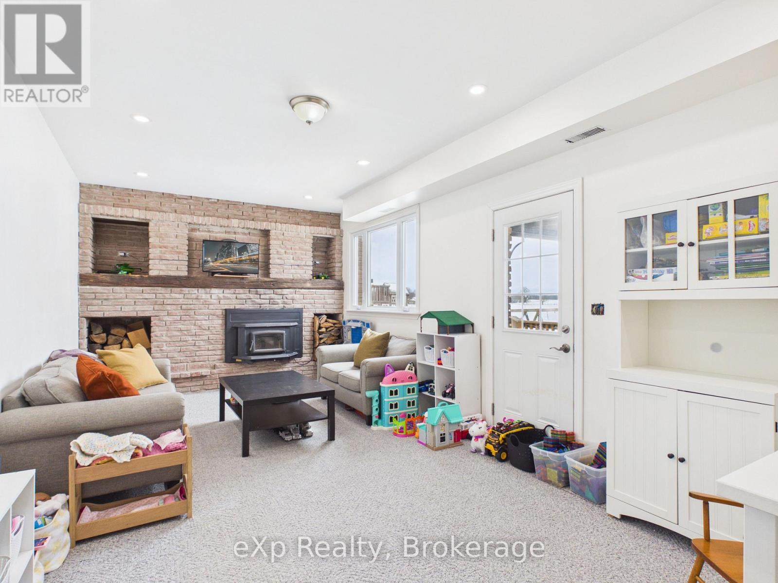 144 Cargill Road, Brockton, Ontario  N0G 1J0 - Photo 23 - X12869954