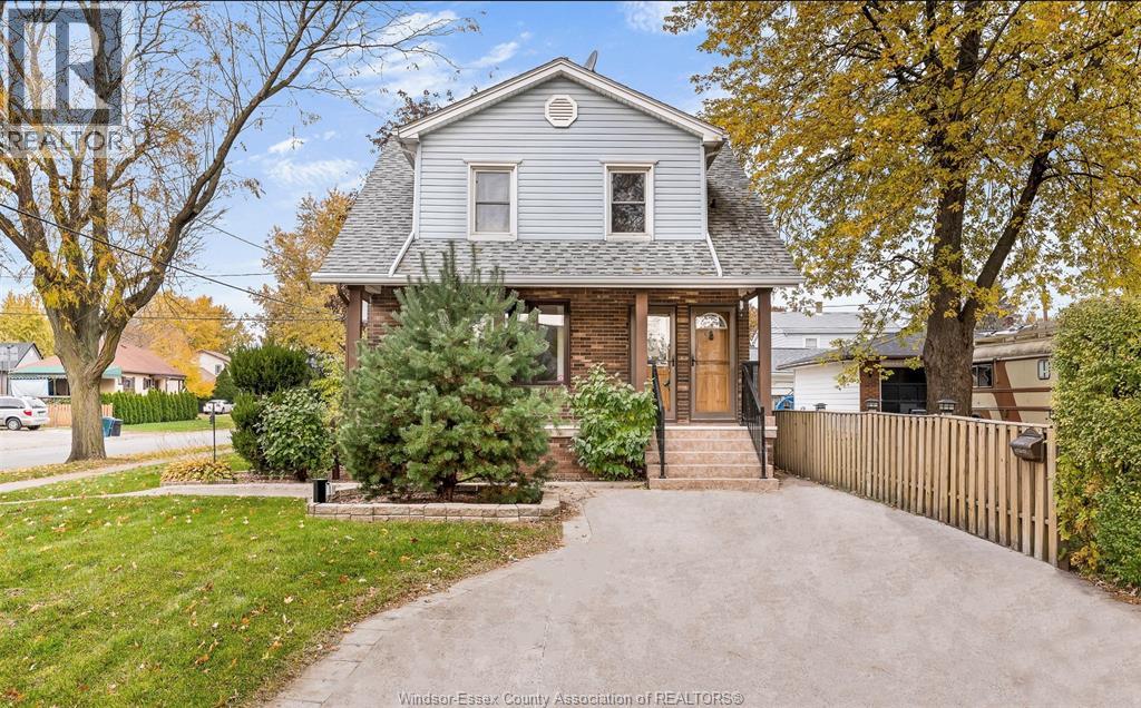 704 BENSETTE, Windsor, Ontario