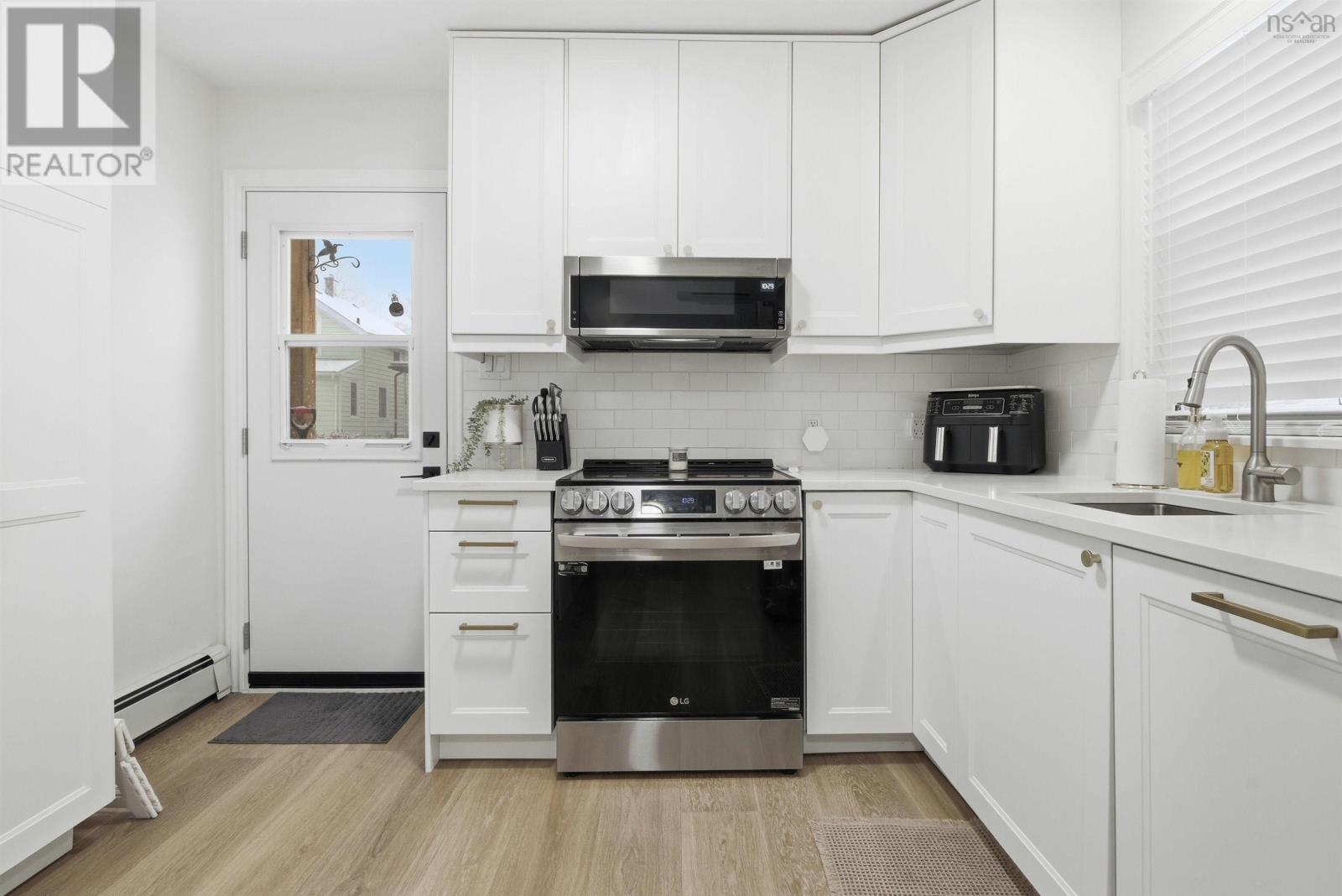 2759 Dublin Street, Halifax, Nova Scotia  B3L 3K1 - Photo 10 - 202604929