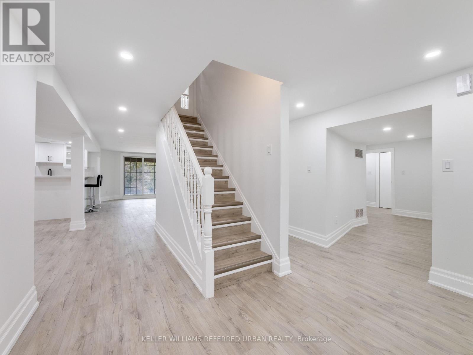 17 Sleepy Hollow Lane, Whitchurch-Stouffville, Ontario  L4A 3G7 - Photo 31 - N12898954