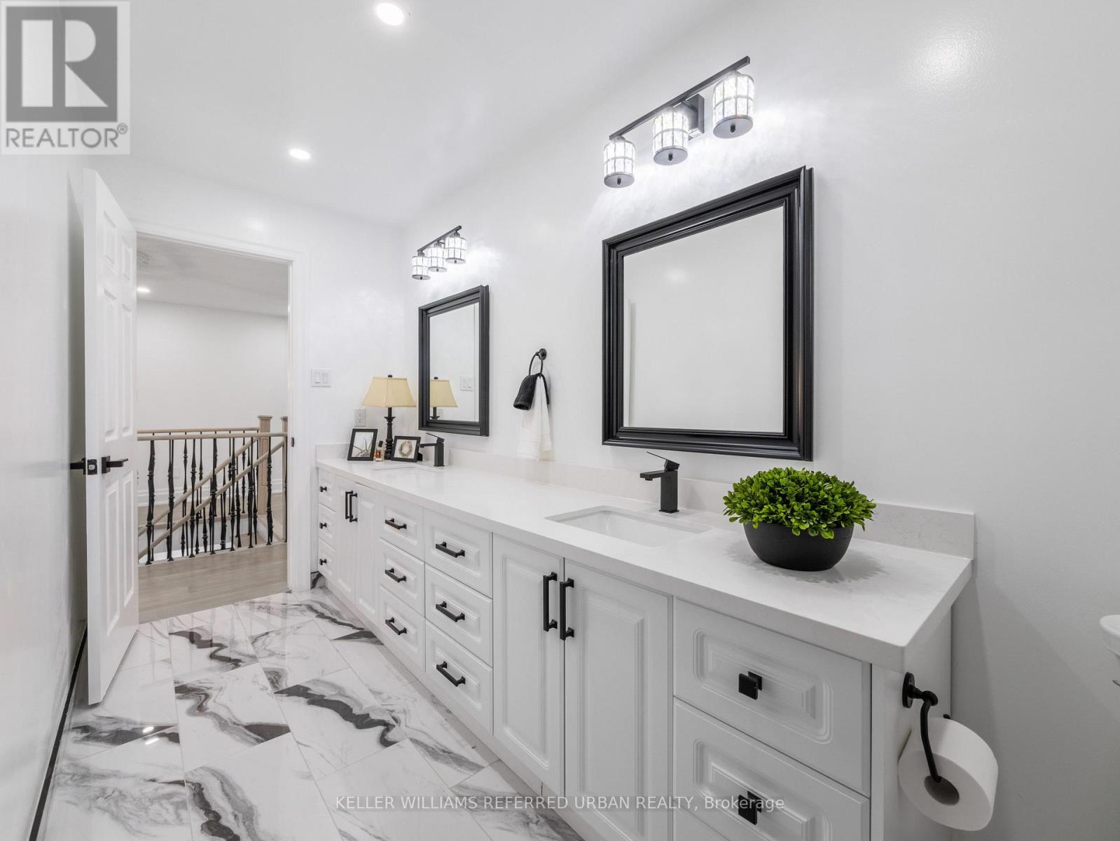 17 Sleepy Hollow Lane, Whitchurch-Stouffville, Ontario  L4A 3G7 - Photo 29 - N12898954