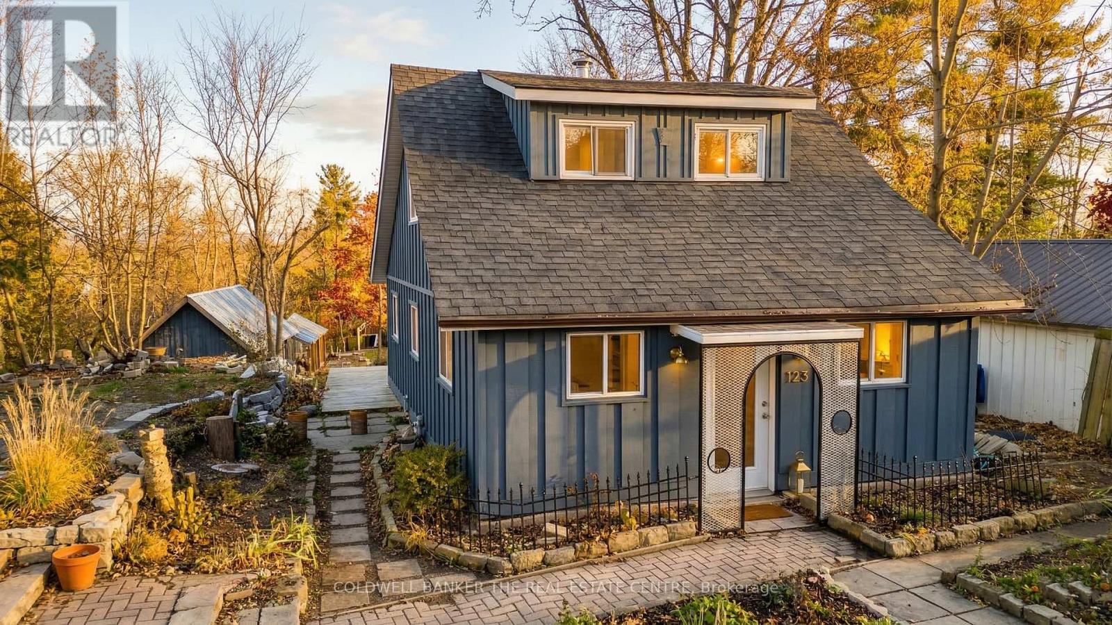 532 LACLIE STREET, Orillia, Ontario