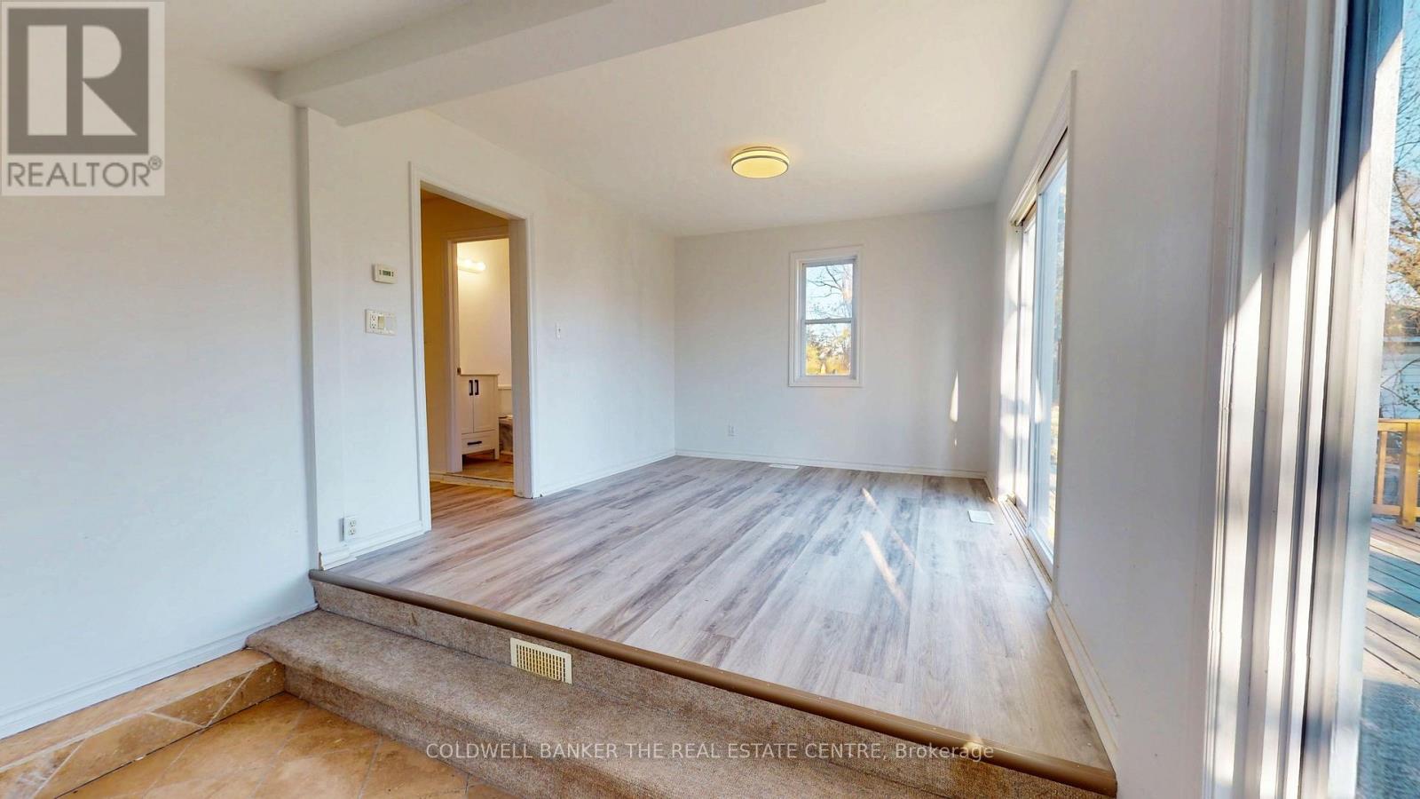 532 Laclie Street, Orillia, Ontario  L3V 4P9 - Photo 11 - S12565326