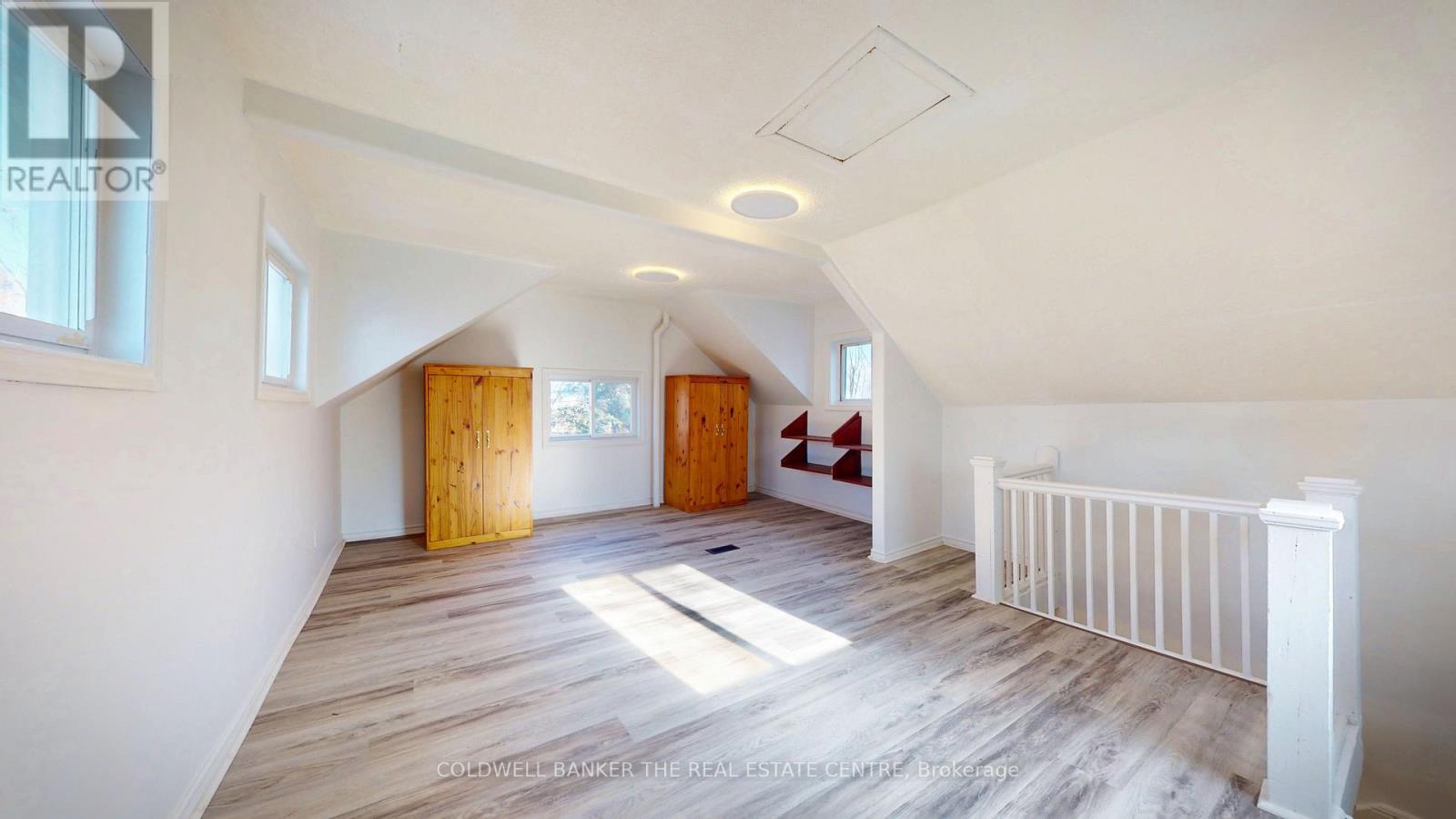 532 Laclie Street, Orillia, Ontario  L3V 4P9 - Photo 17 - S12565326