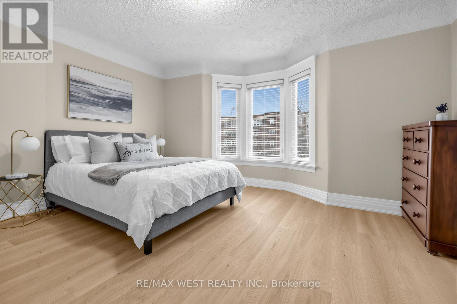 746 Gladstone Avenue, Toronto, Ontario  M6H 3J6 - Photo 19 - W12898752