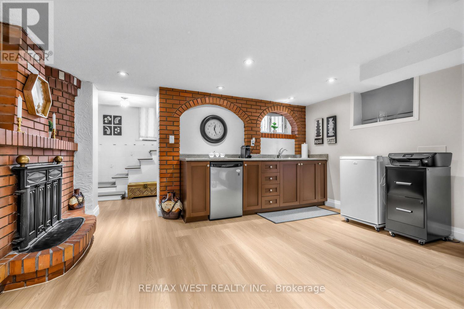 746 Gladstone Avenue, Toronto, Ontario  M6H 3J6 - Photo 26 - W12898752