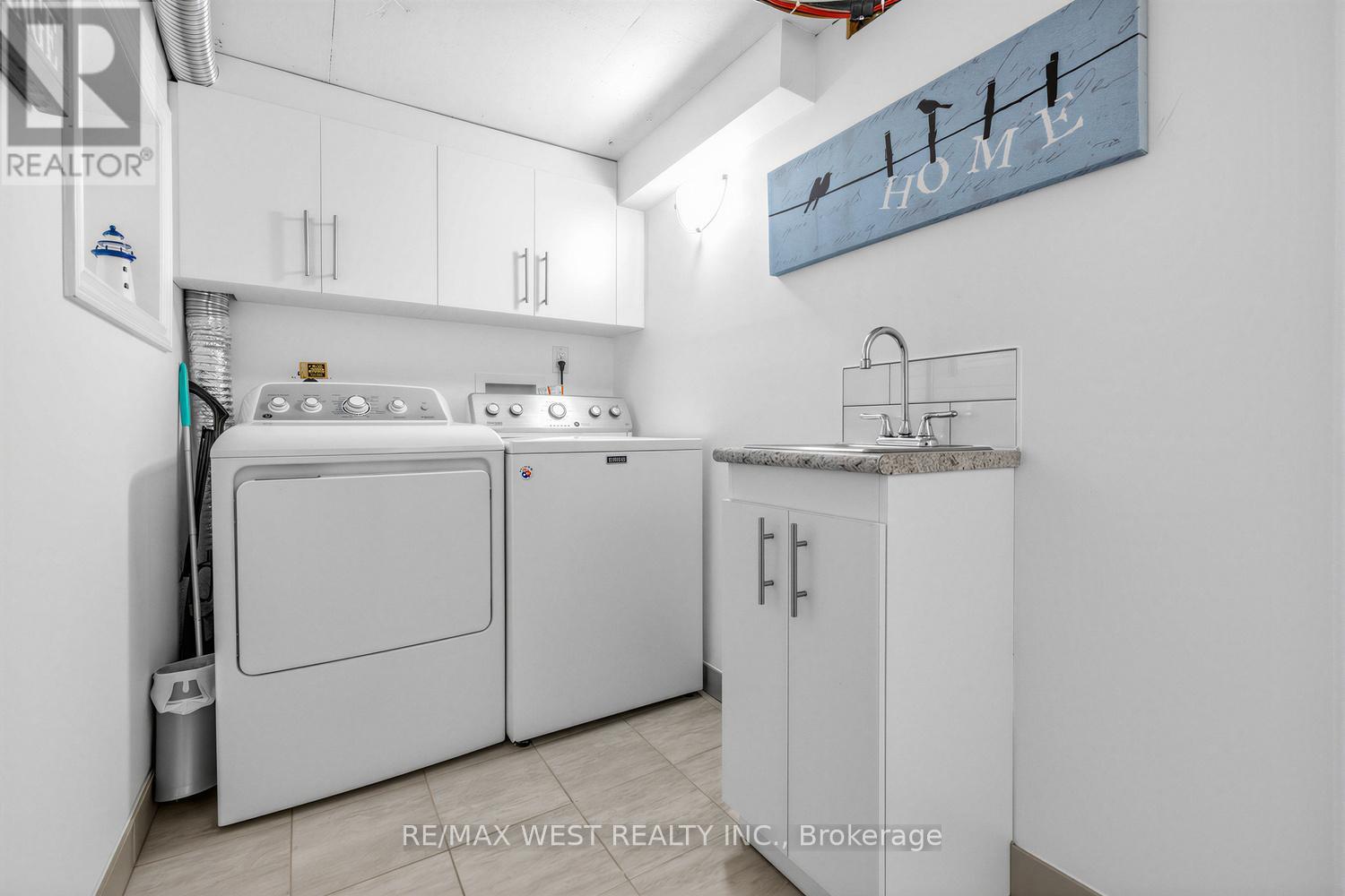 746 Gladstone Avenue, Toronto, Ontario  M6H 3J6 - Photo 31 - W12898752