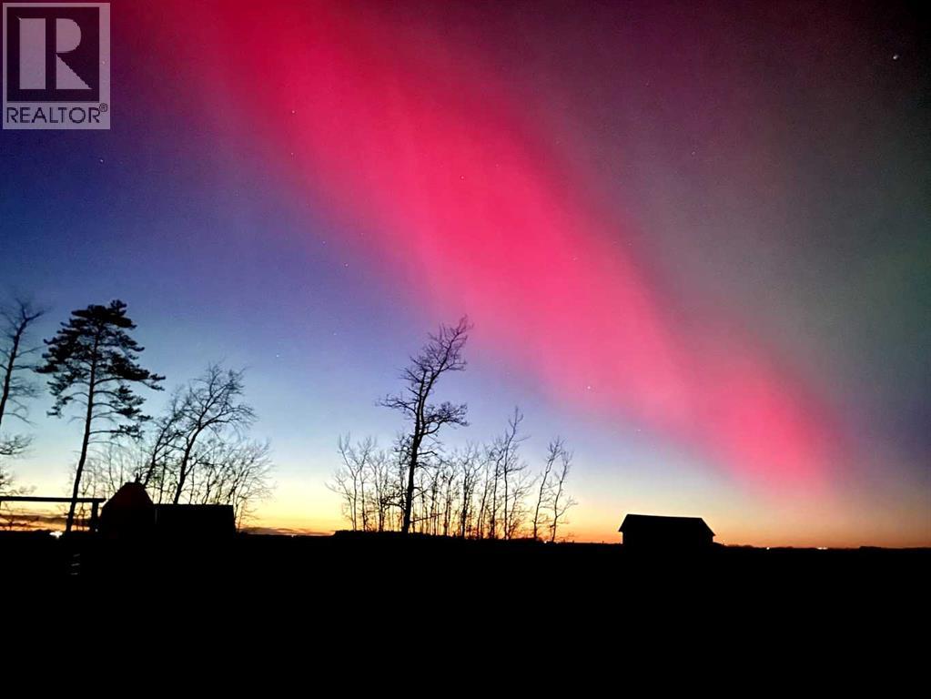 81044 Range Road 201, Rural Northern Sunrise County, Alberta  T0H 2R0 - Photo 2 - A2275990