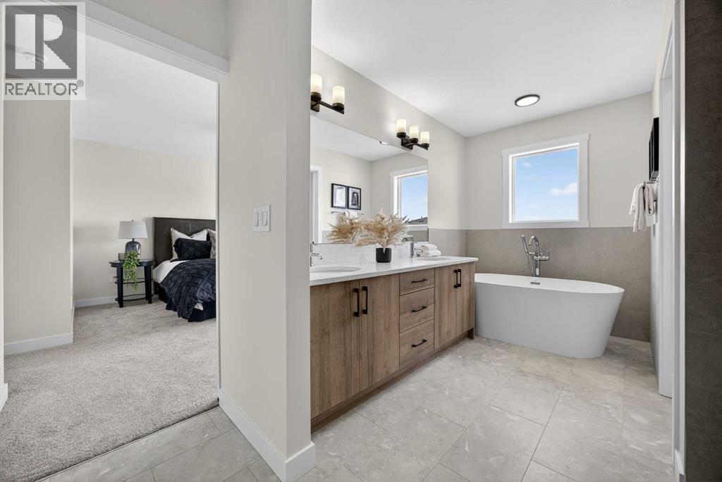 1086 Bayview Crescent Sw, Airdrie, Alberta  T4B 4G2 - Photo 31 - A2293567