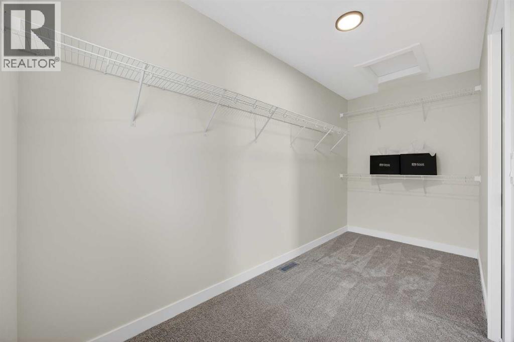 1086 Bayview Crescent Sw, Airdrie, Alberta  T4B 4G2 - Photo 35 - A2293567