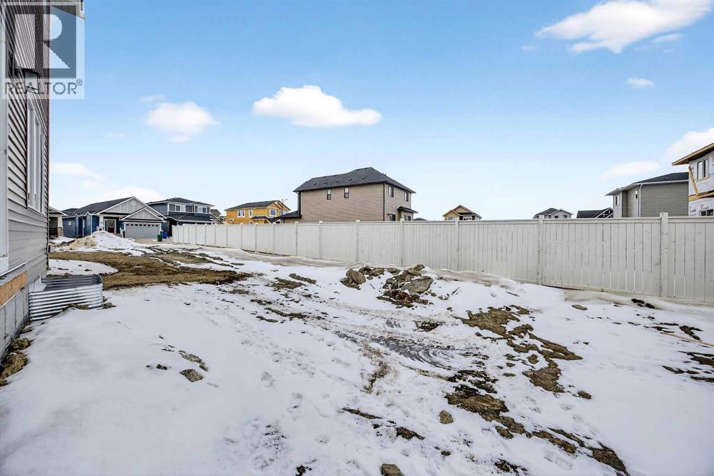 1086 Bayview Crescent Sw, Airdrie, Alberta  T4B 4G2 - Photo 44 - A2293567